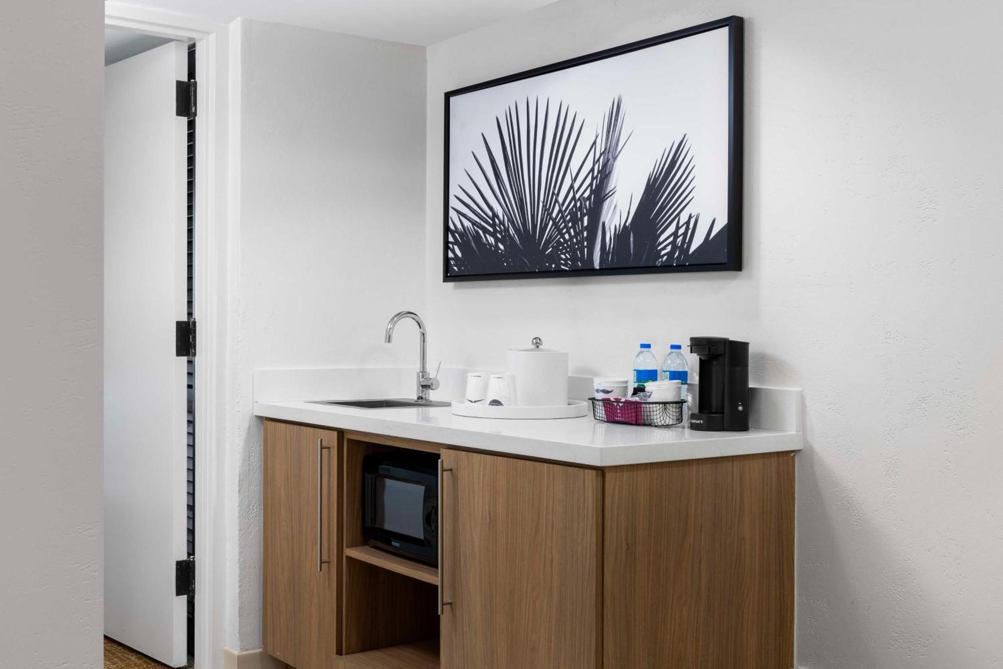 Hampton Inn & Suites San Juan Carolina Eksteriør billede